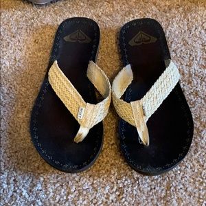Roxy flip flops
